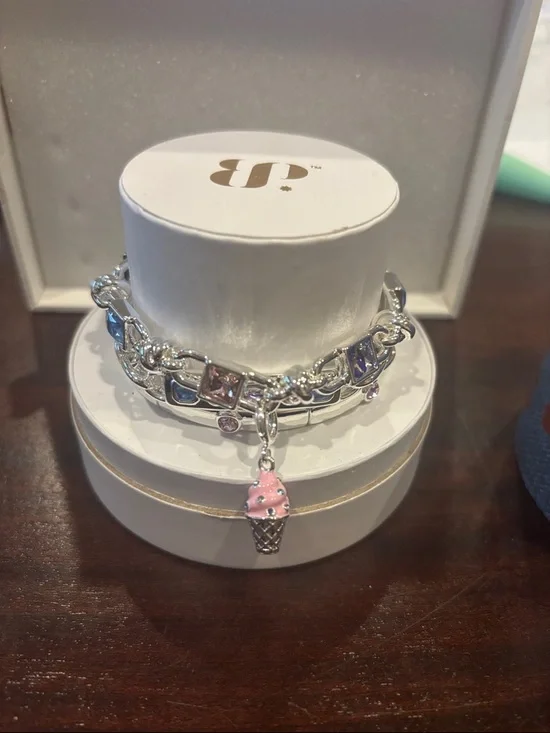 Spring Stack: Sugar Cone Sparkle - Picture 1 of 3